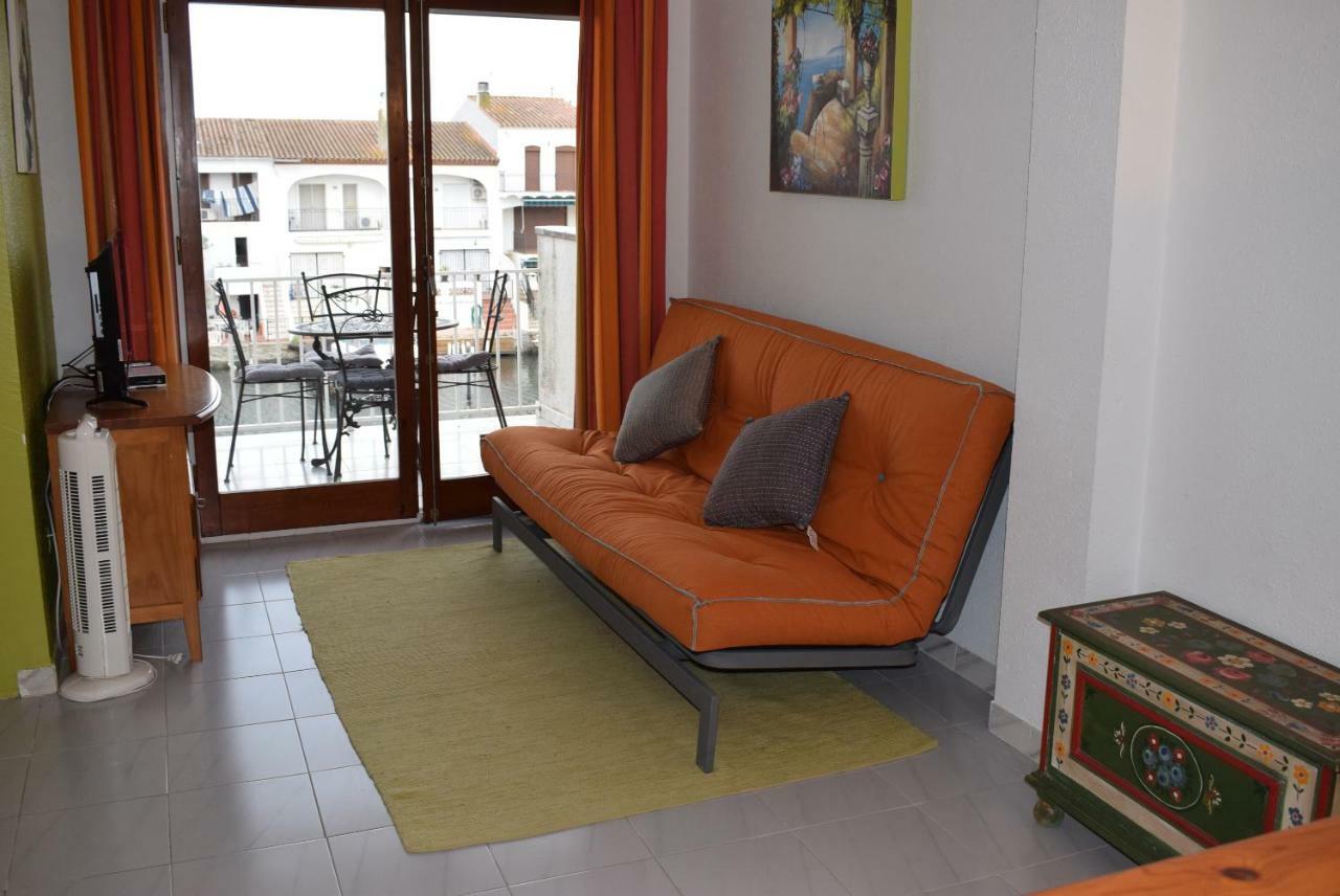 Apartamento Con Bonitas Vistas Al Canal Ref 337 إمبوريابرافا المظهر الخارجي الصورة
